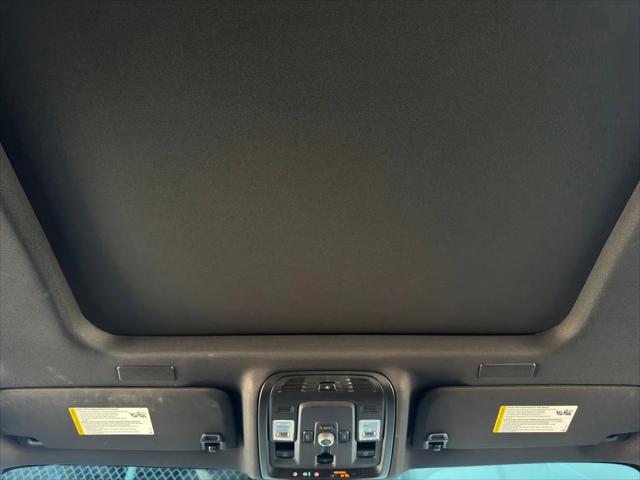 2025 GMC Yukon 4WD AT4