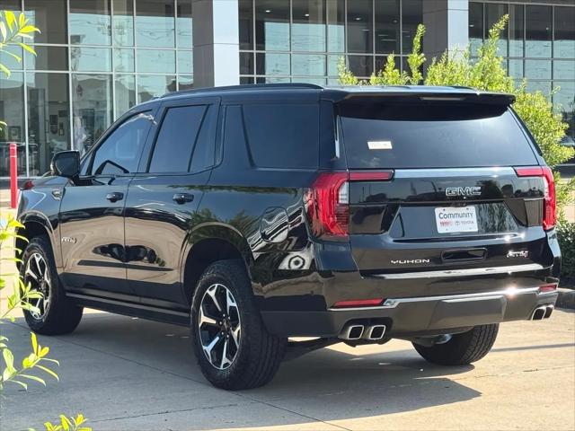 2025 GMC Yukon 4WD AT4