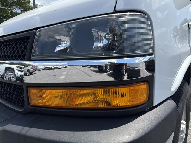 2022 Chevrolet Express Cutaway Work Van