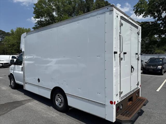 2022 Chevrolet Express Cutaway Work Van