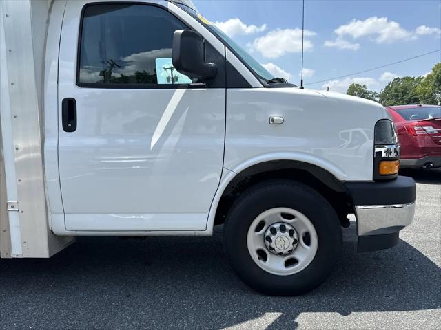 2022 Chevrolet Express Cutaway Work Van