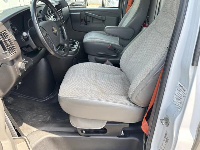 2022 Chevrolet Express Cutaway Work Van