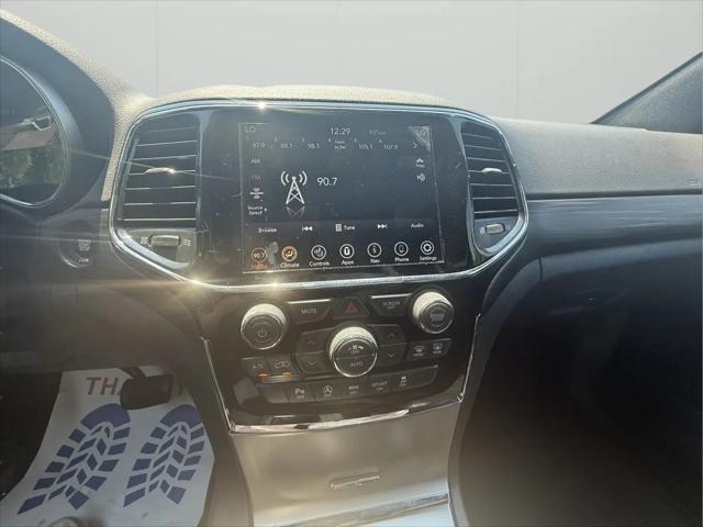 2021 Jeep Grand Cherokee Laredo X 4x4