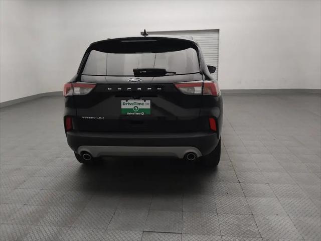 2022 Ford Escape Titanium Hybrid