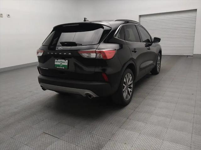 2022 Ford Escape Titanium Hybrid