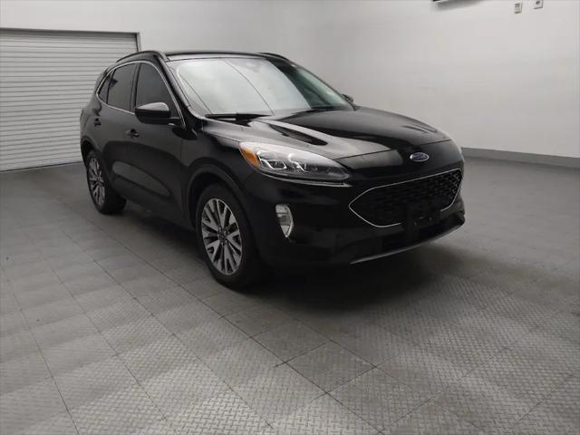 2022 Ford Escape Titanium Hybrid