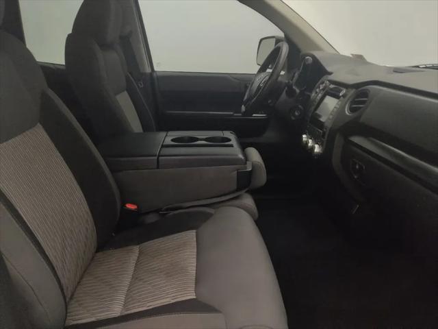 2017 Toyota Tundra SR 5.7L V8