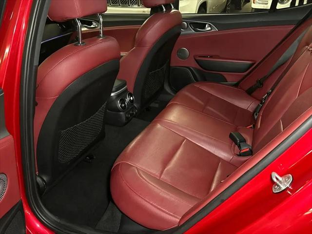 2018 Kia Stinger GT1