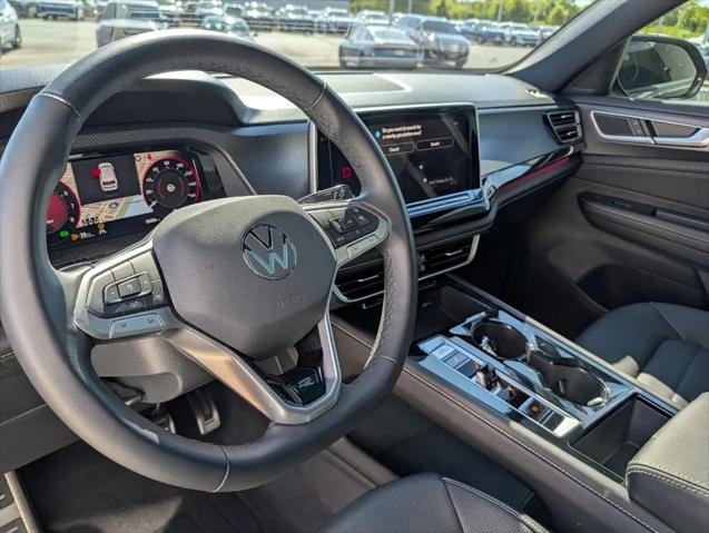 2026 Volkswagen Atlas Cross Sport SEL R-Line Black