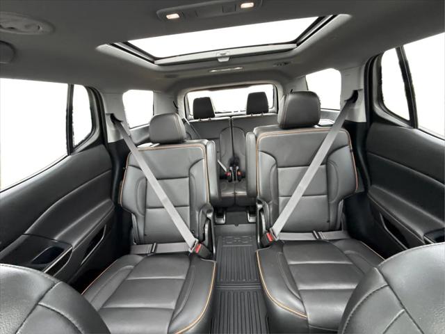 2022 GMC Acadia AT4
