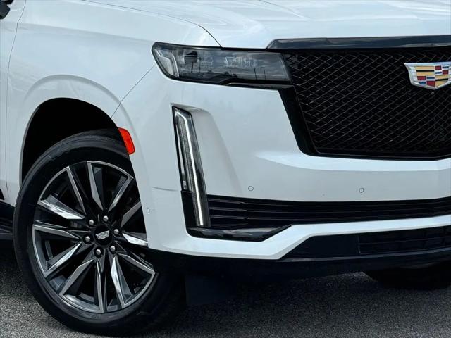 2023 Cadillac Escalade 4WD Sport Platinum