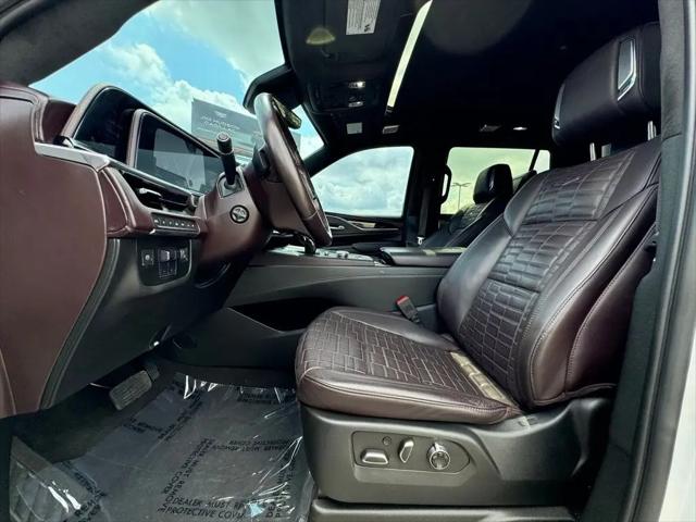 2023 Cadillac Escalade 4WD Sport Platinum