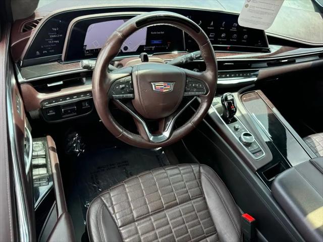 2023 Cadillac Escalade 4WD Sport Platinum