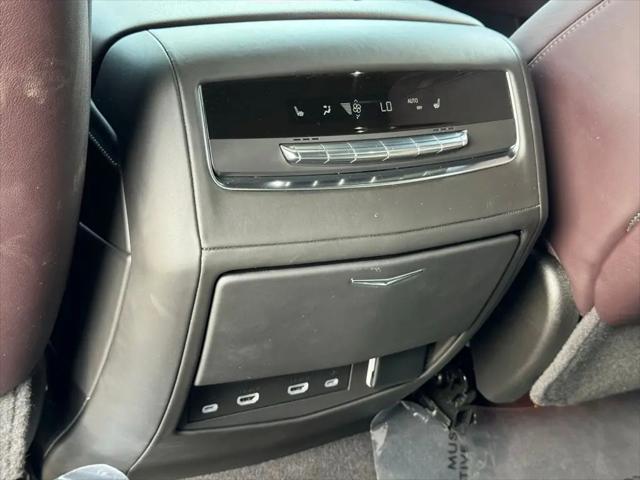 2023 Cadillac Escalade 4WD Sport Platinum