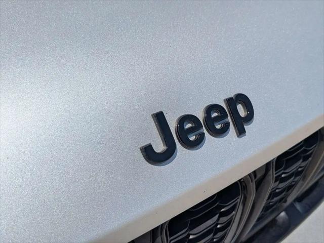 2025 Jeep Grand Cherokee Altitude 4x4