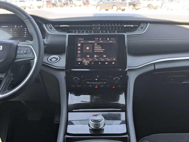 2025 Jeep Grand Cherokee Altitude 4x4