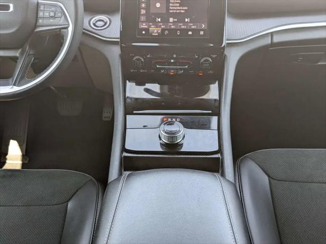 2025 Jeep Grand Cherokee Altitude 4x4