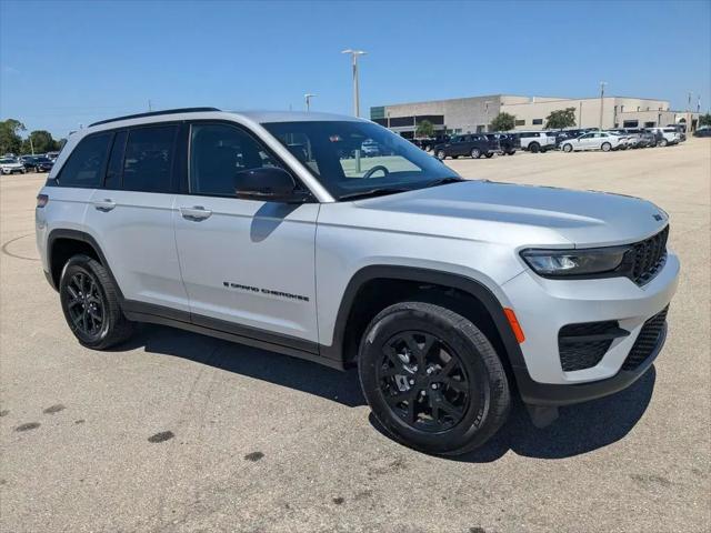 2025 Jeep Grand Cherokee Altitude 4x4