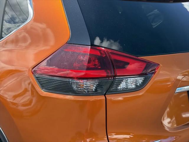 2020 Nissan Rogue SV FWD