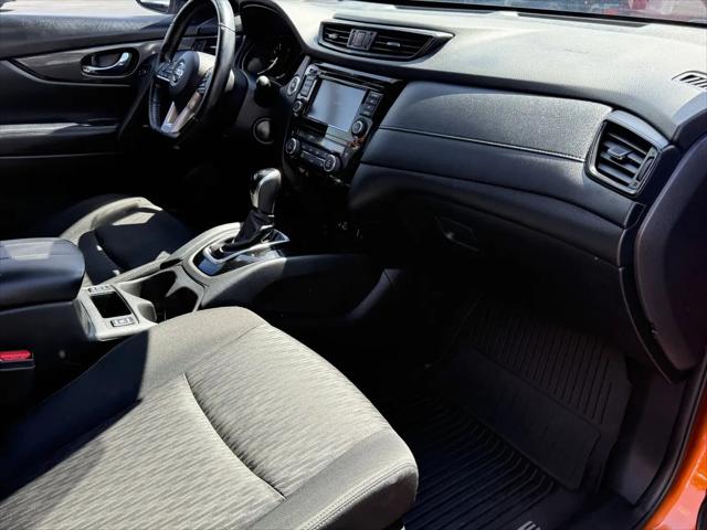 2020 Nissan Rogue SV FWD
