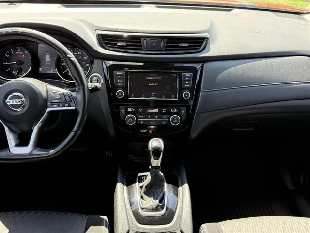 2020 Nissan Rogue SV FWD