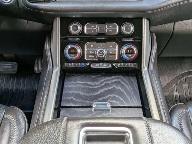2022 GMC Yukon 4WD Denali