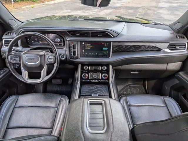 2022 GMC Yukon 4WD Denali