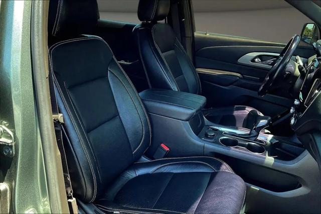 2022 Chevrolet Traverse FWD LT Cloth
