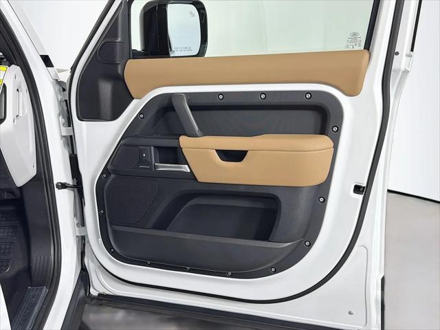 2026 Land Rover Defender P300 S