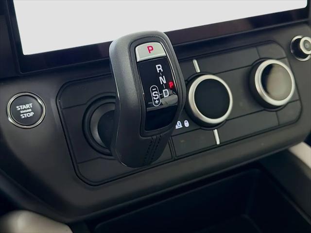 2026 Land Rover Defender P400 X-Dynamic SE