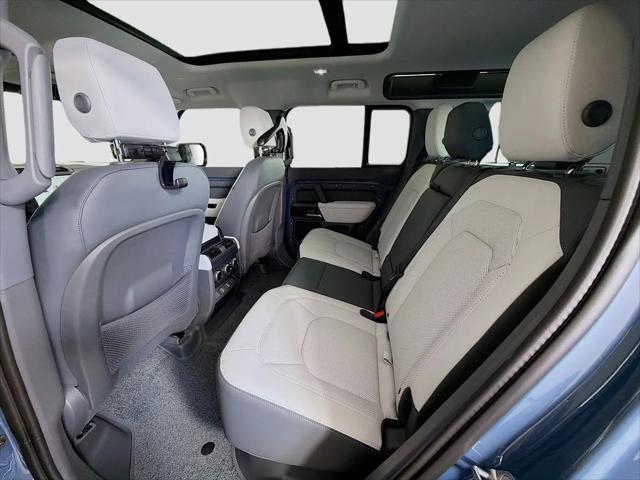 2026 Land Rover Defender P400 X-Dynamic SE