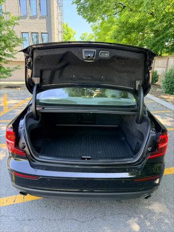 2020 Volvo S60 T6 Momentum