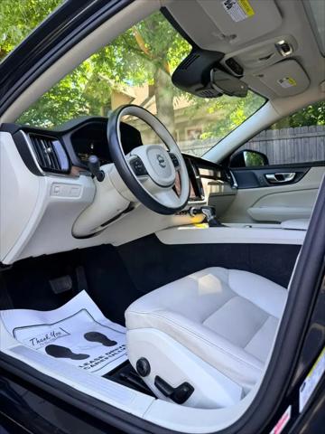 2020 Volvo S60 T6 Momentum