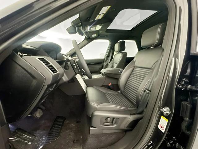 2026 Land Rover Discovery S