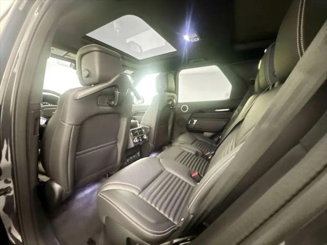 2026 Land Rover Discovery S