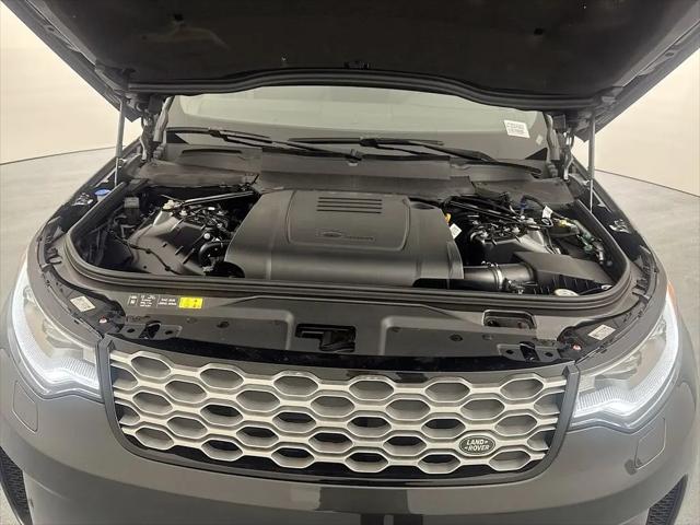 2026 Land Rover Discovery S
