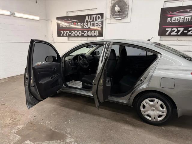 2012 Nissan Versa 1.6 SV