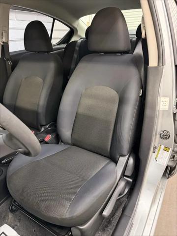 2012 Nissan Versa 1.6 SV