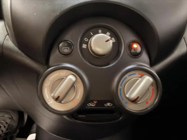2012 Nissan Versa 1.6 SV