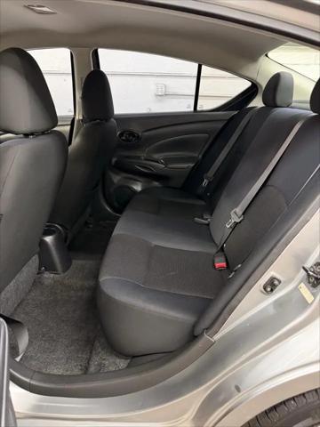 2012 Nissan Versa 1.6 SV