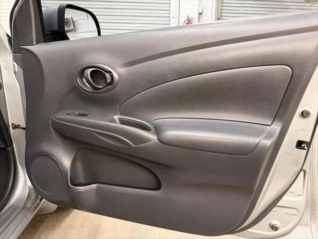 2012 Nissan Versa 1.6 SV