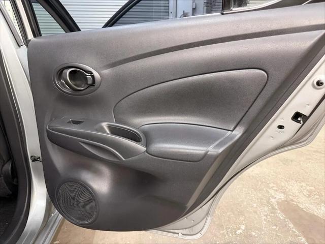 2012 Nissan Versa 1.6 SV