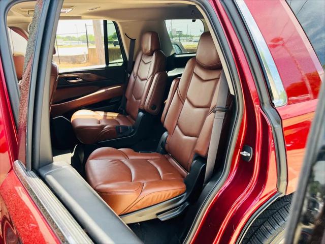 2017 Cadillac Escalade Luxury