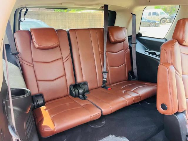2017 Cadillac Escalade Luxury