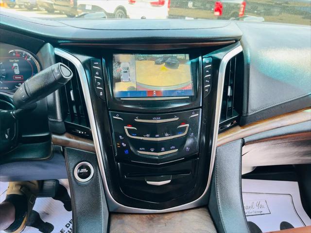 2017 Cadillac Escalade Luxury
