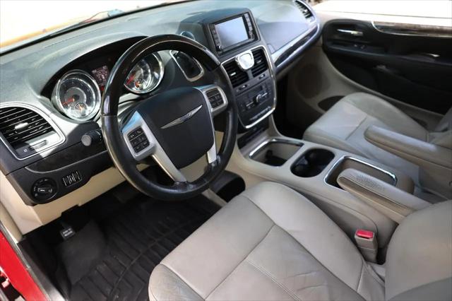 2014 Chrysler Town & Country Limited