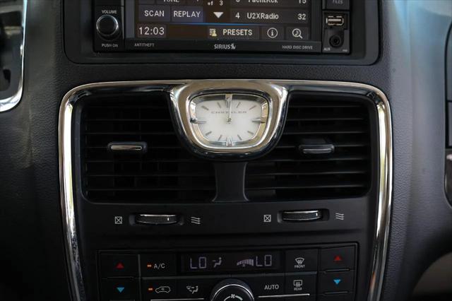 2014 Chrysler Town & Country Limited