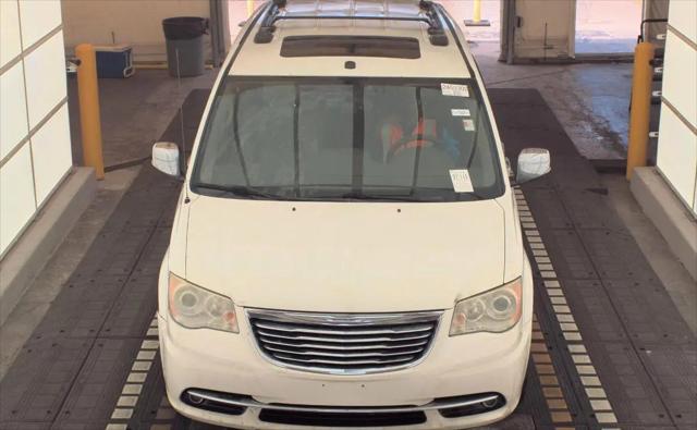 2011 Chrysler Town & Country Limited