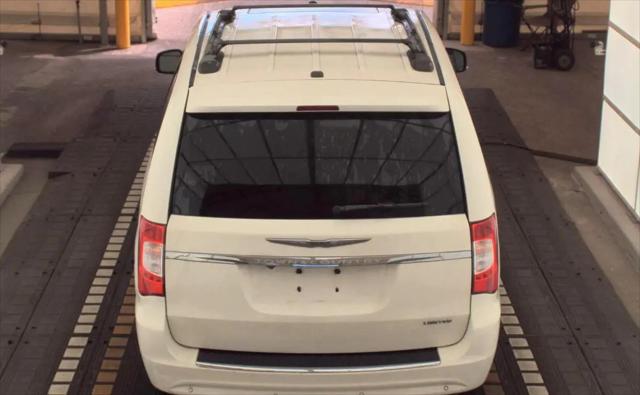 2011 Chrysler Town & Country Limited