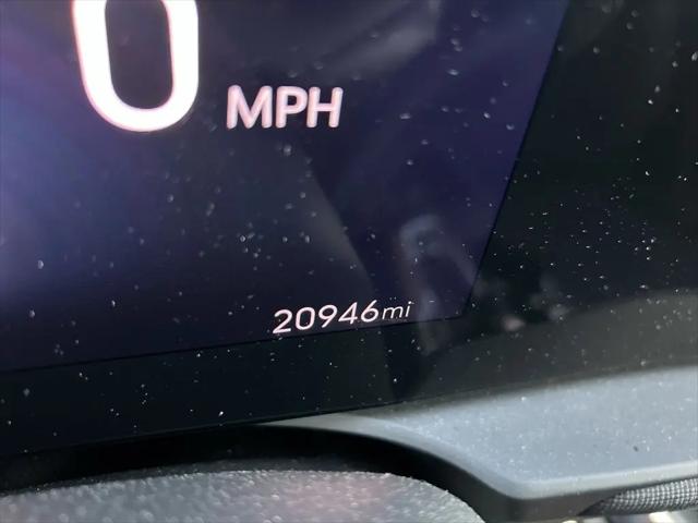 2024 Buick NV Preferred FWD
